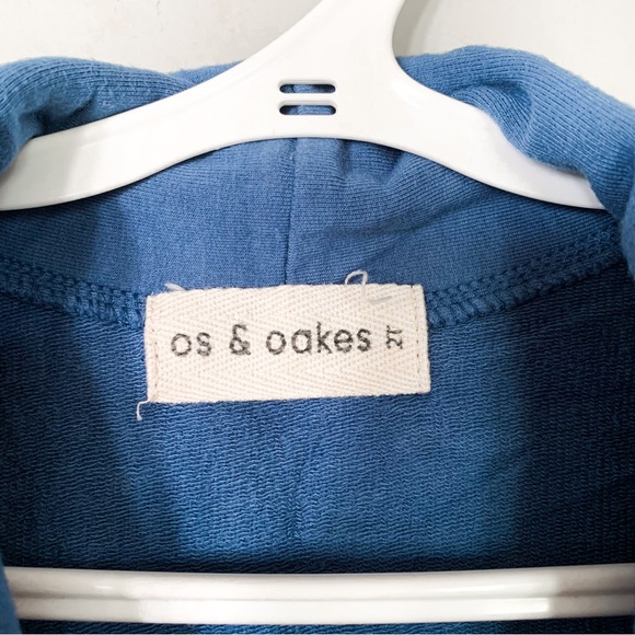 Os & Oakes 🇨🇦 • Button Down Cardigan - Picture 4 of 4